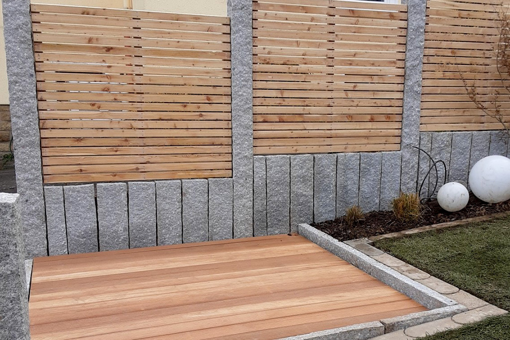 Holzböden und Verkleidungen, Zäune