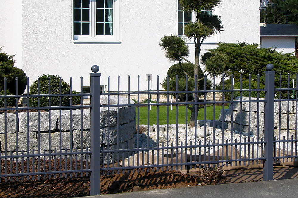 Zaun-4-Grundstueckszaun zaunarbeiten