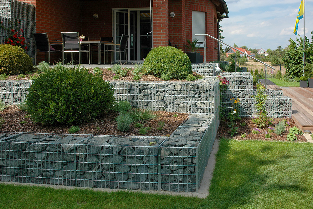 Terrassenförmige Gartengestaltung